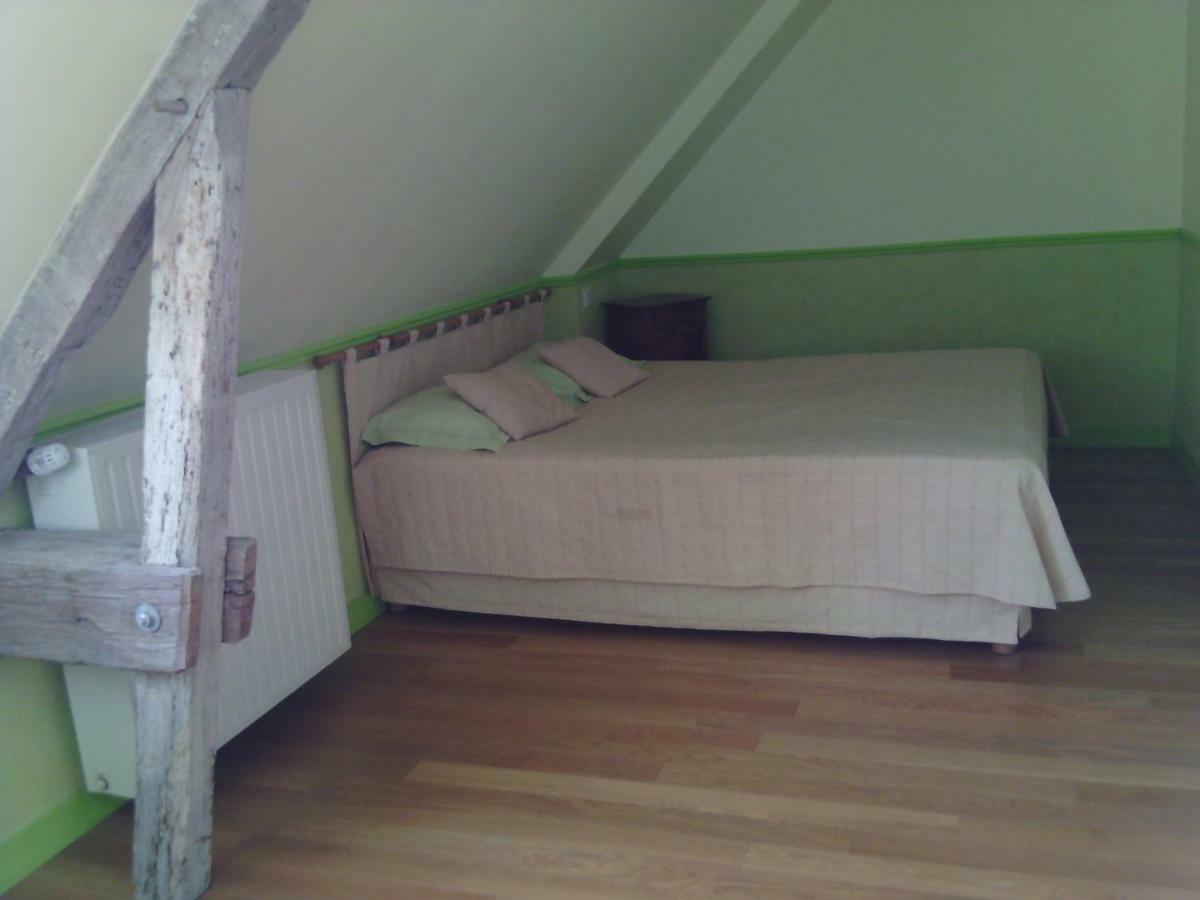 La Roche Bed and Breakfast Saint-Etienne-en-Cogles Buitenkant foto