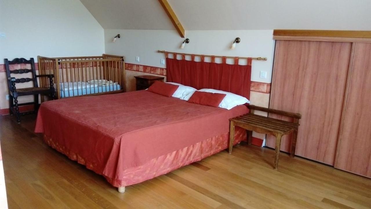 La Roche Bed and Breakfast Saint-Etienne-en-Cogles Buitenkant foto