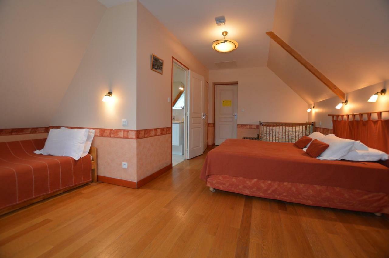 La Roche Bed and Breakfast Saint-Etienne-en-Cogles Buitenkant foto